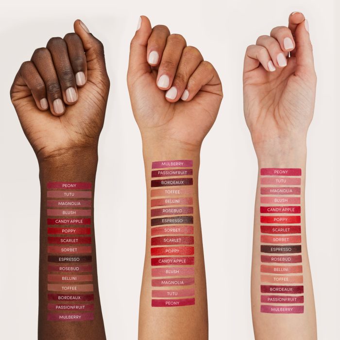 ColorLuxe Hydrating Cream Lipstick - Image 2